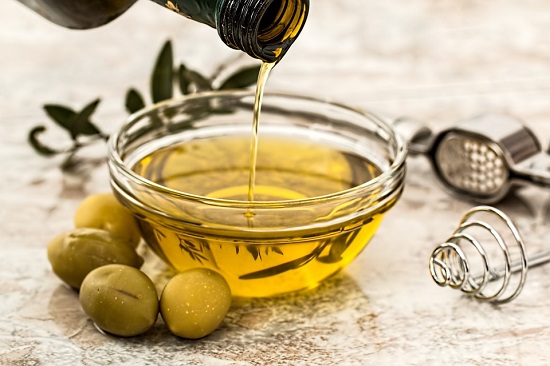 olio benefici capelli